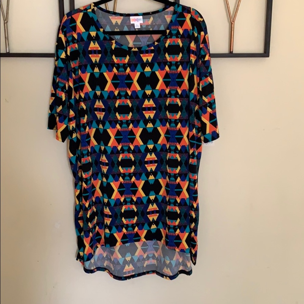 LuLaRoe Irma Blouse big size